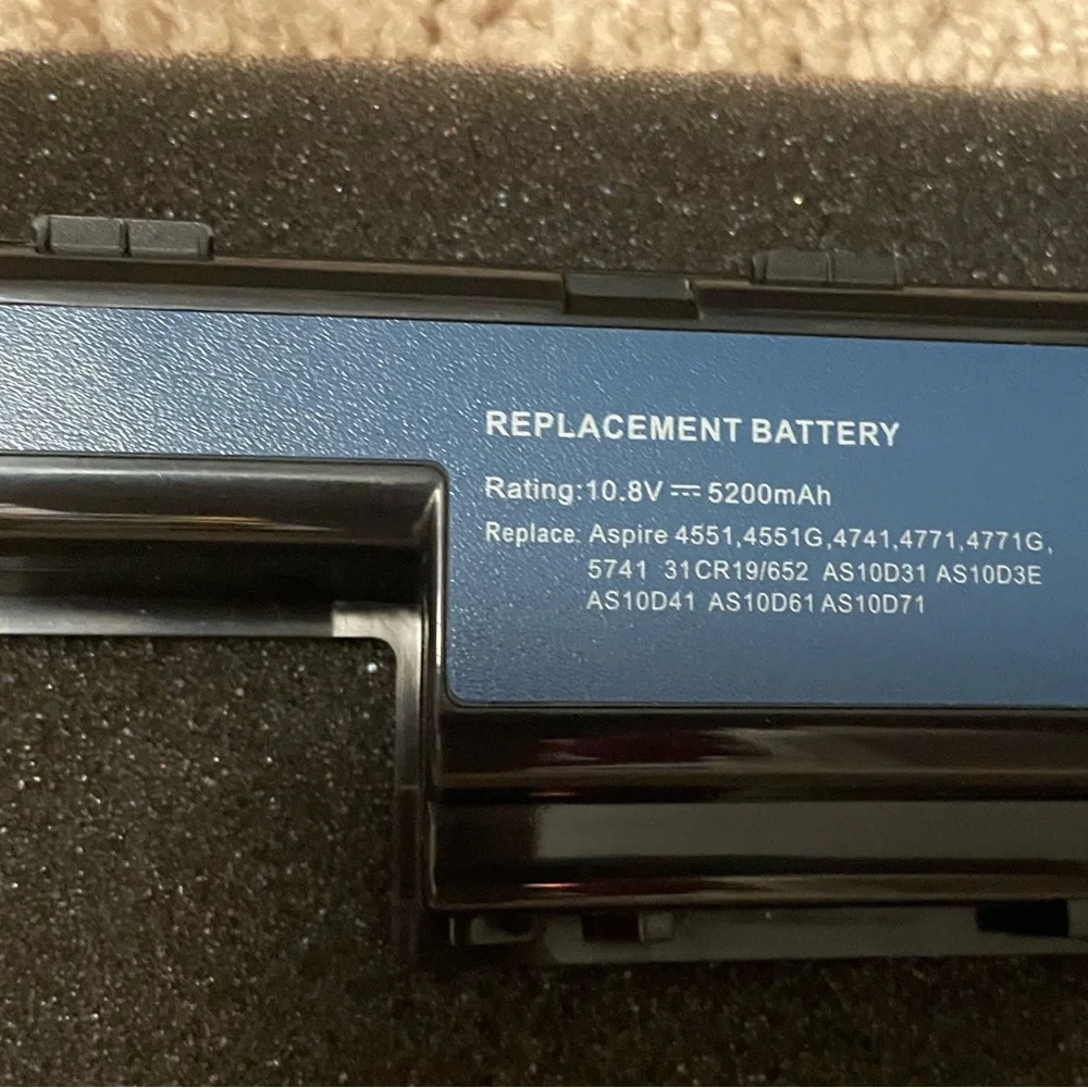 Laptop Lithium-Ion Battery Pack replacement for various Acer & Gateway models.